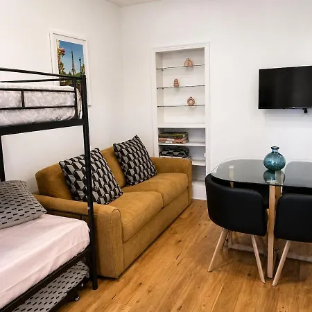 Apartment La Madone